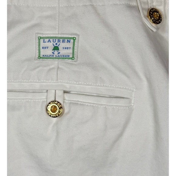 Lauren Ralph Lauren 100% Cotton Shorts, White with Gold Button Detail, Size 20W - Picture 3 of 7
